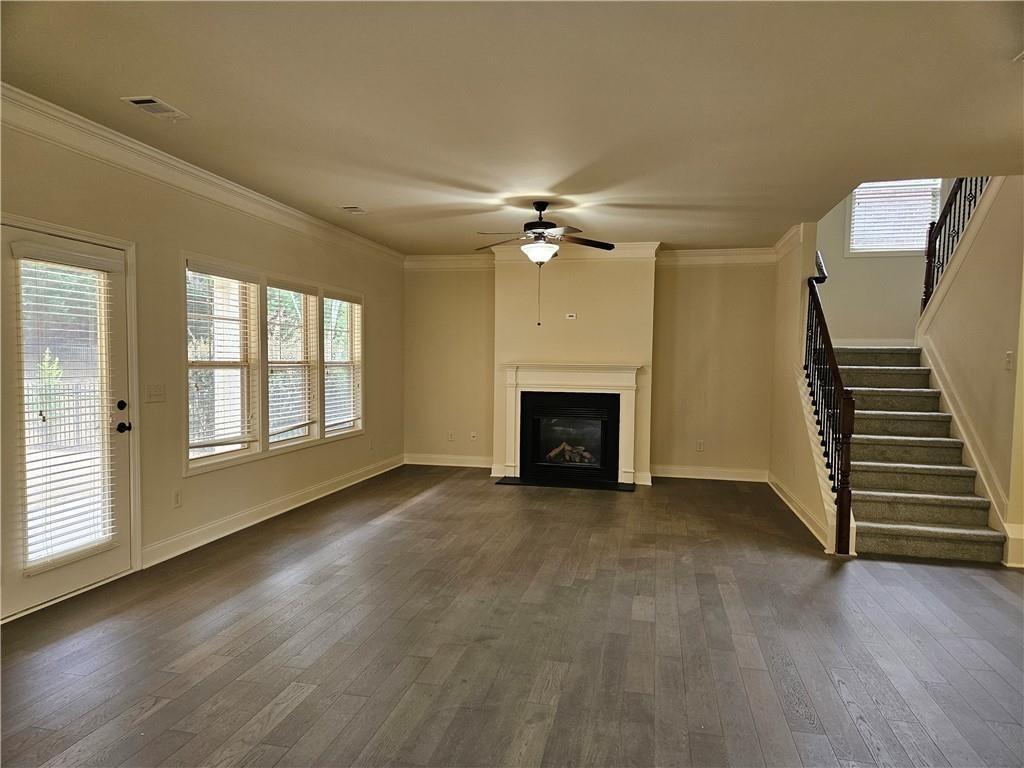 3155 Stonecrest Drive Property Photo 2