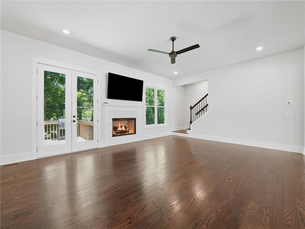 110 Old Avery Drive Property Photo 4
