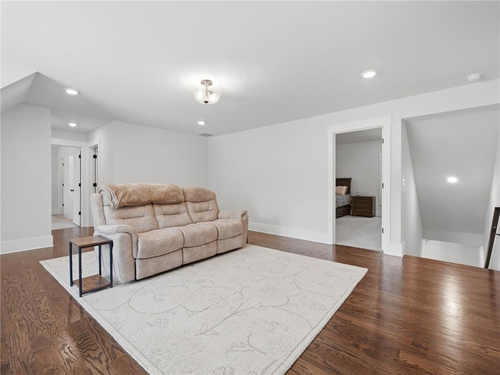 110 Old Avery Drive Property Photo 33