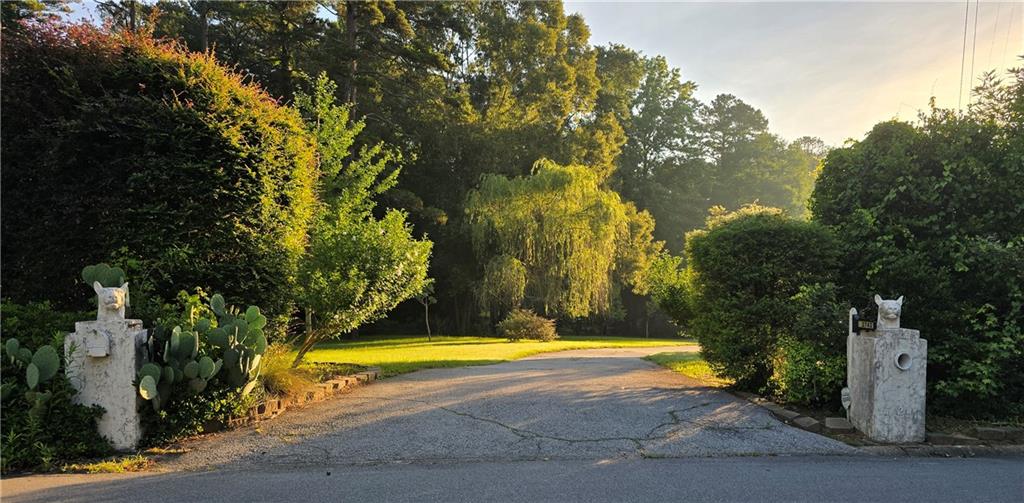 2742 Cliffview Drive Sw Property Photo 1