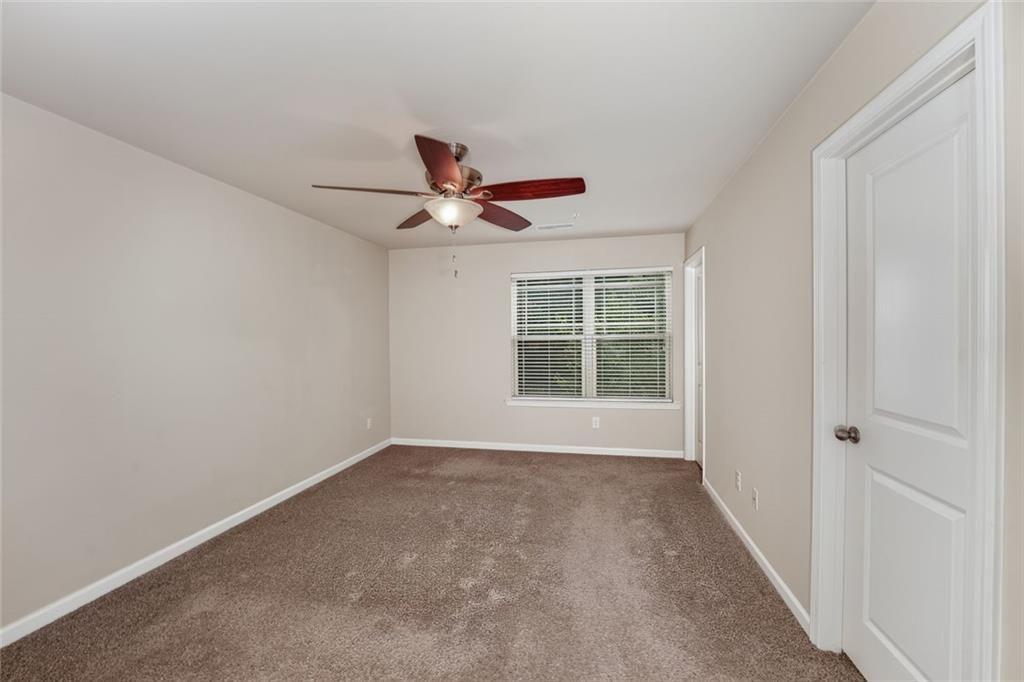 122 Oakview Passage Property Photo 22