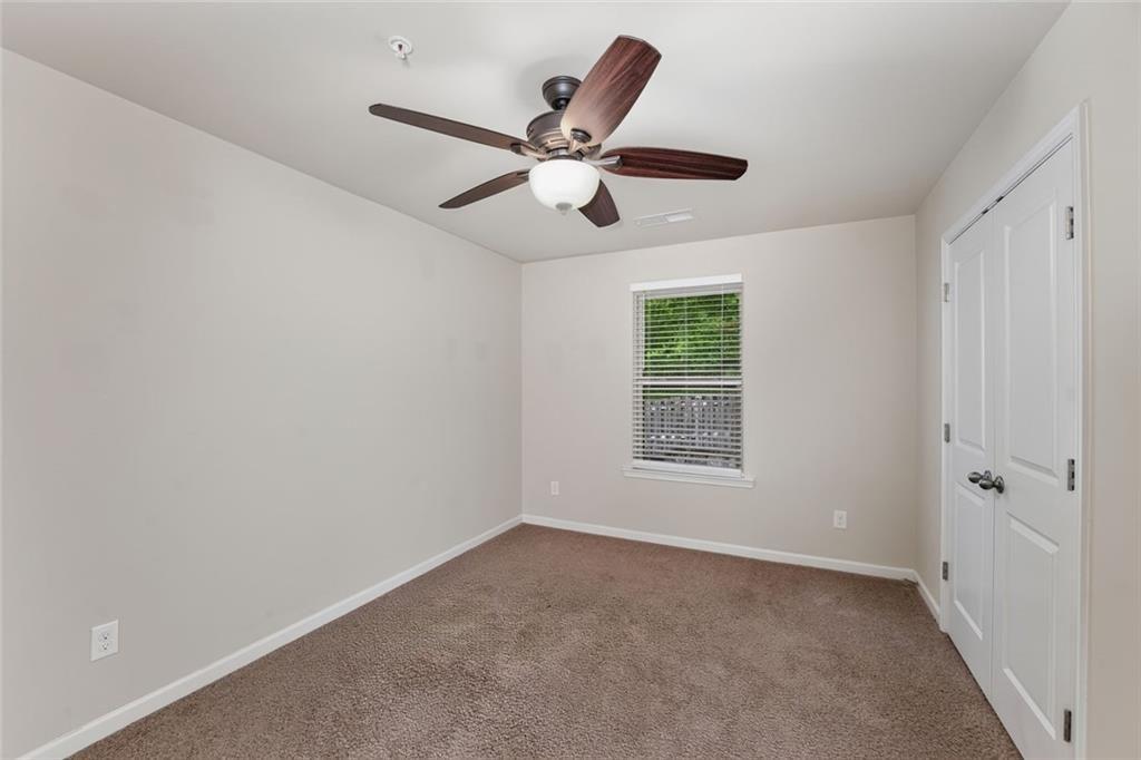 122 Oakview Passage Property Photo 26