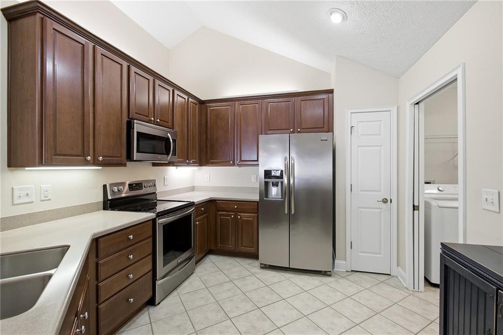 908 Burnt Hickory Circle Nw Unit 7 Property Photo 23