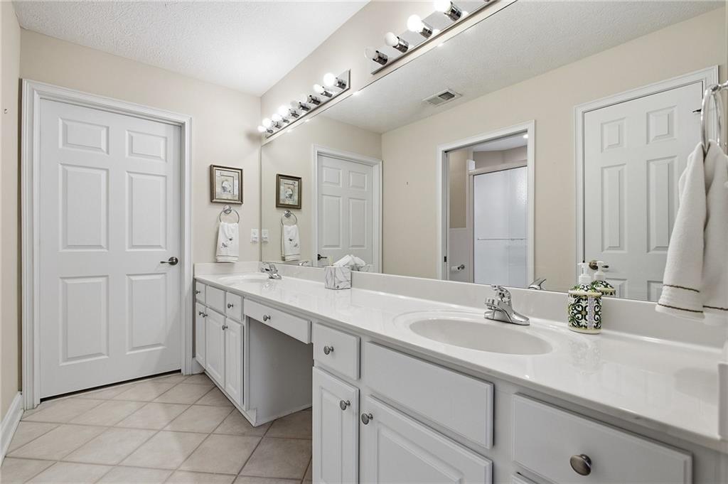 908 Burnt Hickory Circle Nw Unit 7 Property Photo 29