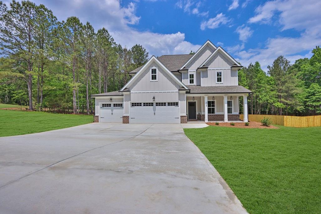 408 Pinewood Drive Property Photo 1
