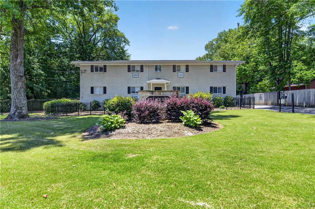 255 Jefferson Place Unit 23