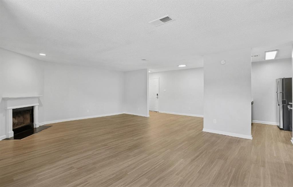 1113 Powers Ferry Place Unit 1811 Property Photo 10