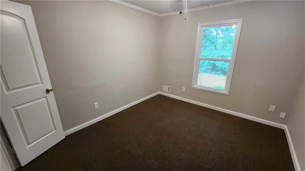 2595 Golfview Terrace Se Property Photo 4