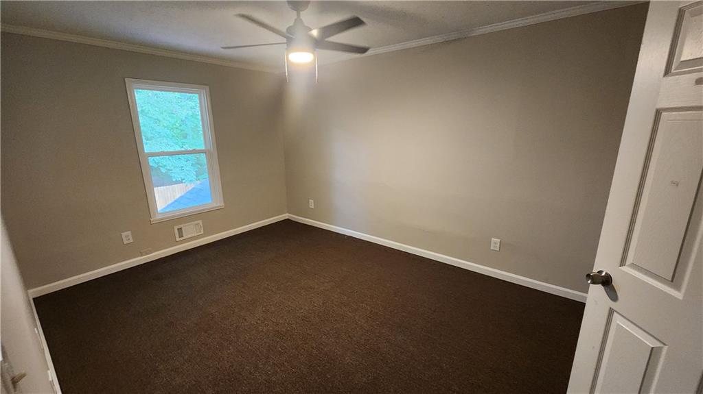 2595 Golfview Terrace Se Property Photo 5
