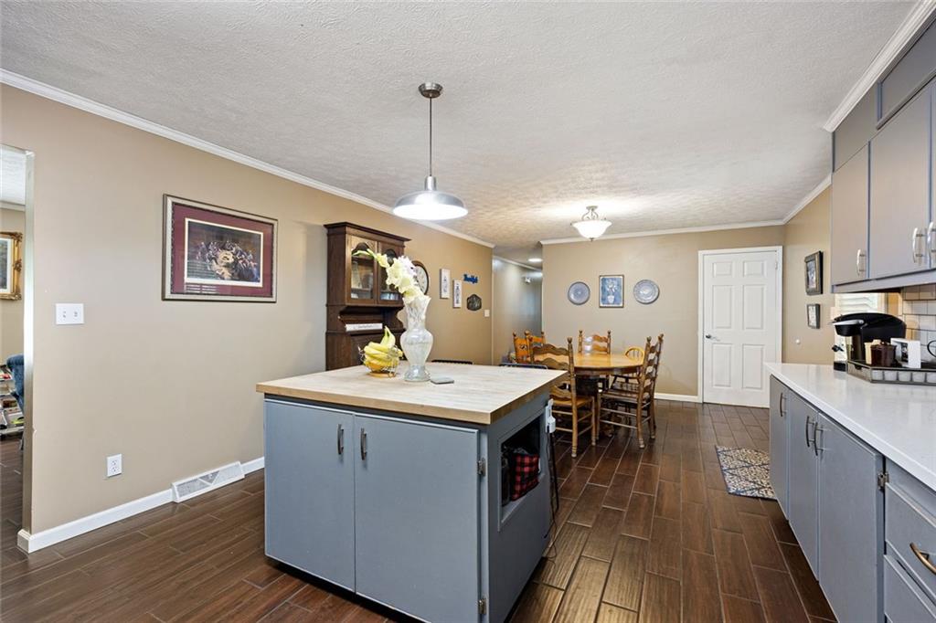114 Margo Trail Se Property Photo 14