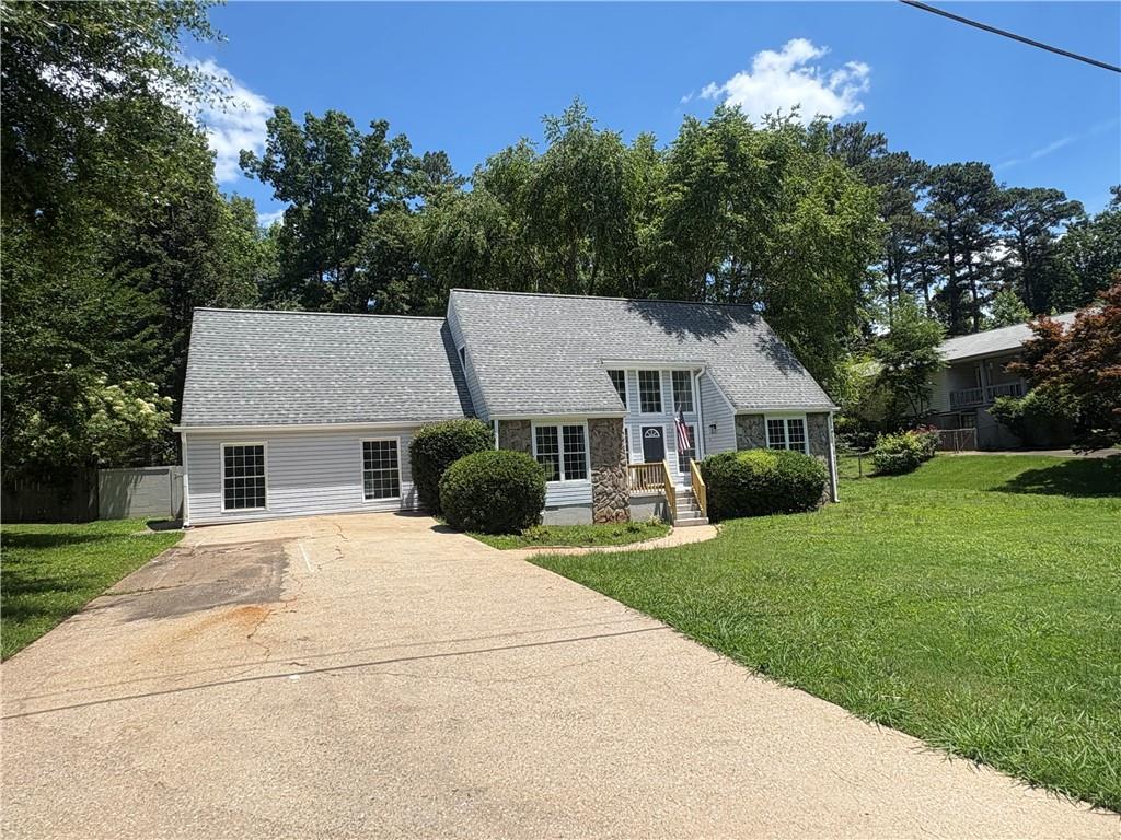 6762 Oakland Drive Property Photo 3