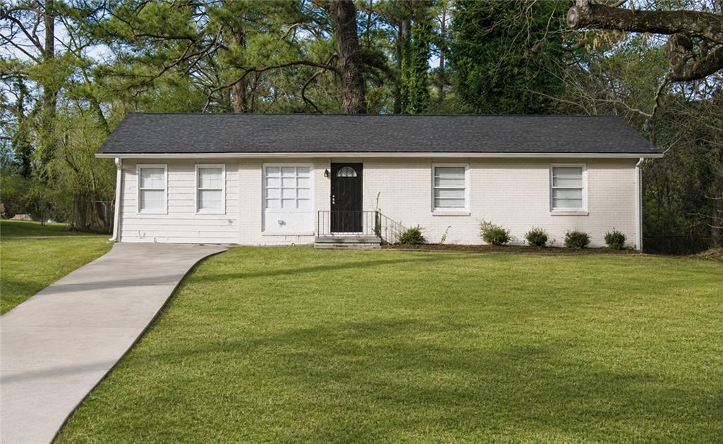 4390 Mercer Road Property Photo 1