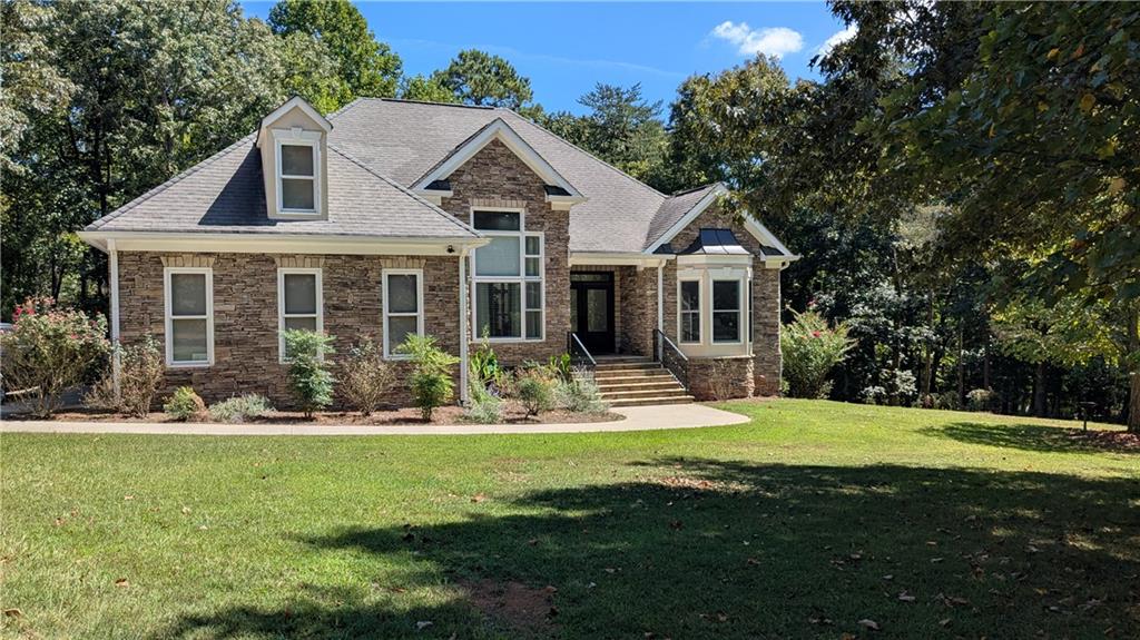 101 Arrow Wood Drive Property Photo 1