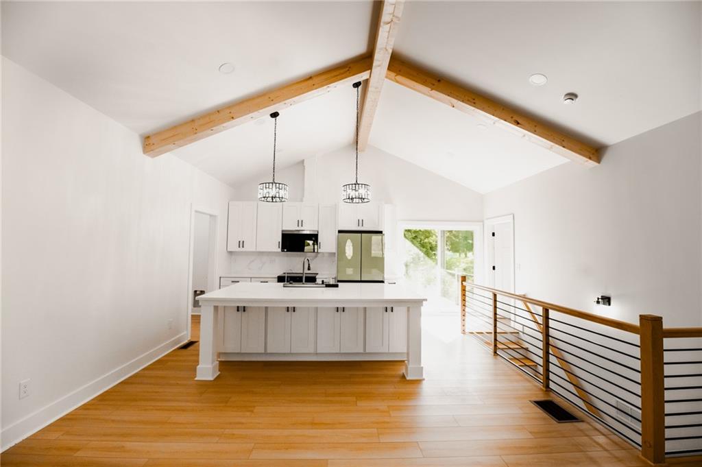 173 Frontier Road Property Photo 11