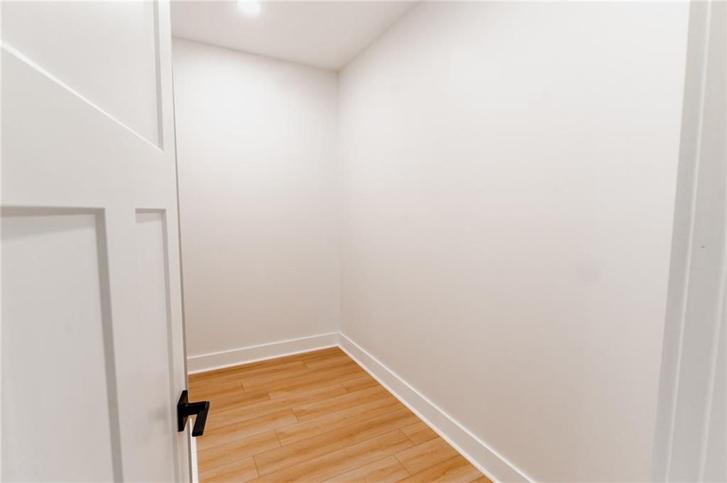 173 Frontier Road Property Photo 20