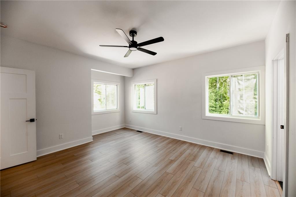 173 Frontier Road Property Photo 21