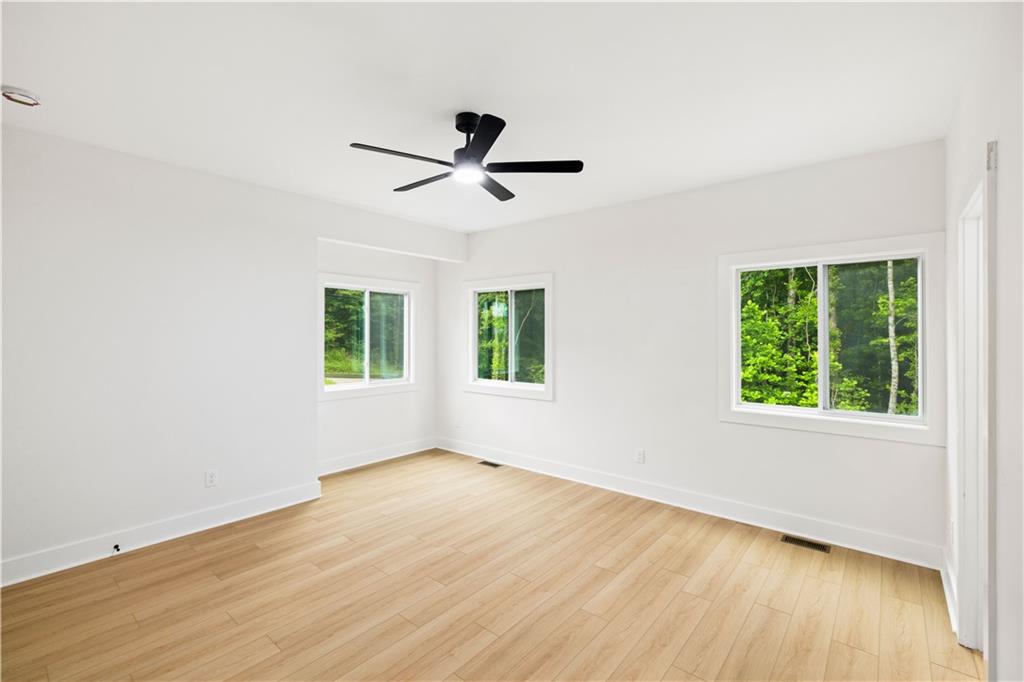 173 Frontier Road Property Photo 26