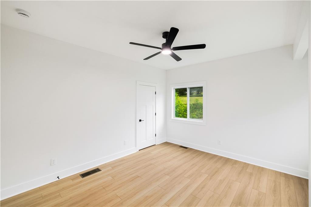 173 Frontier Road Property Photo 27