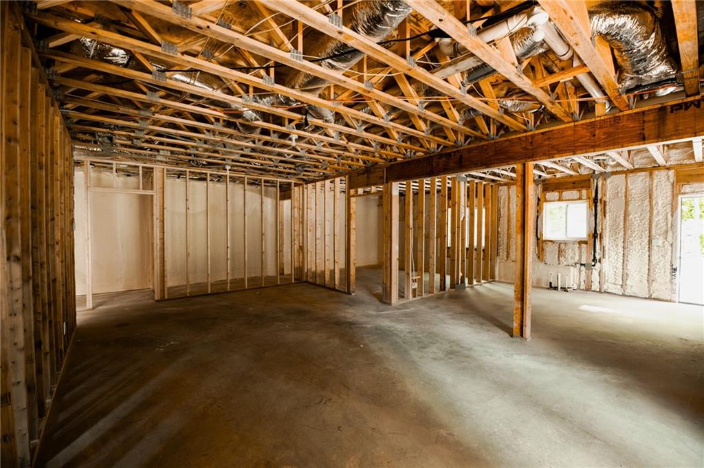 173 Frontier Road Property Photo 42