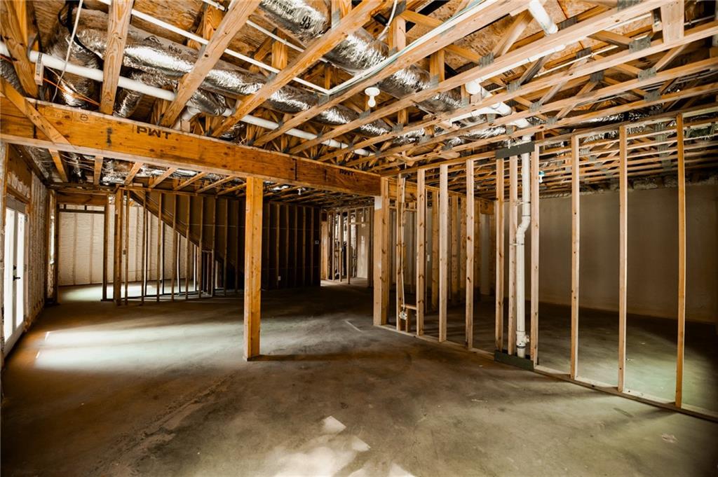 173 Frontier Road Property Photo 43