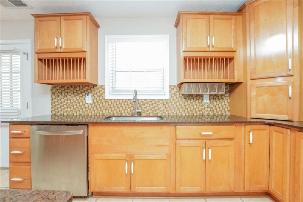 13068 Rangeley Hills Drive Property Photo 8