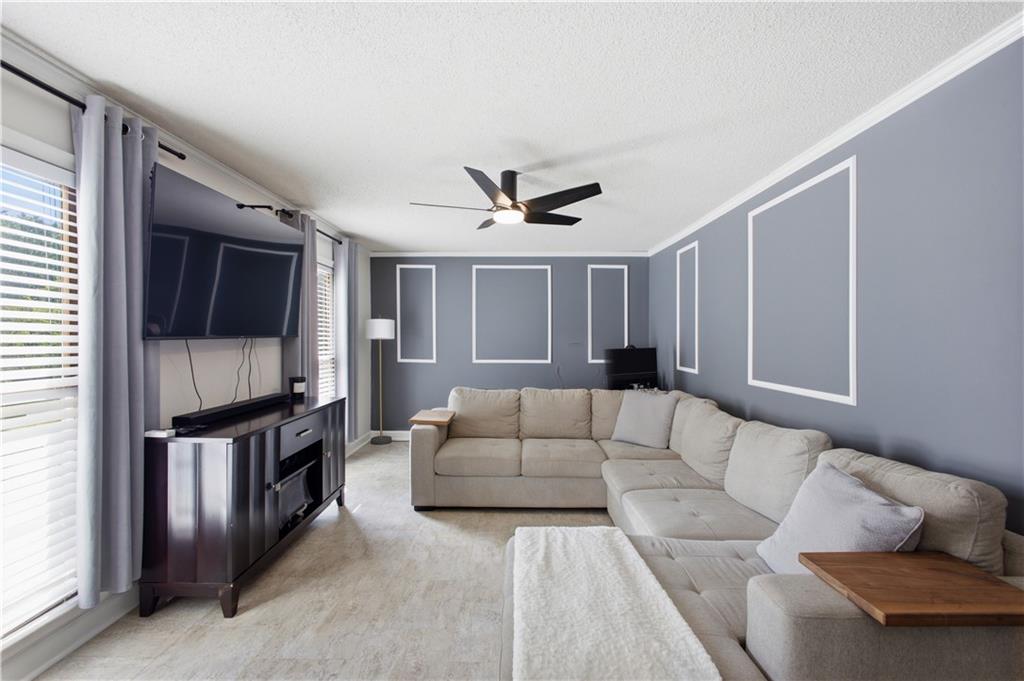 305 Saint Patrick Drive Sw Property Photo 10