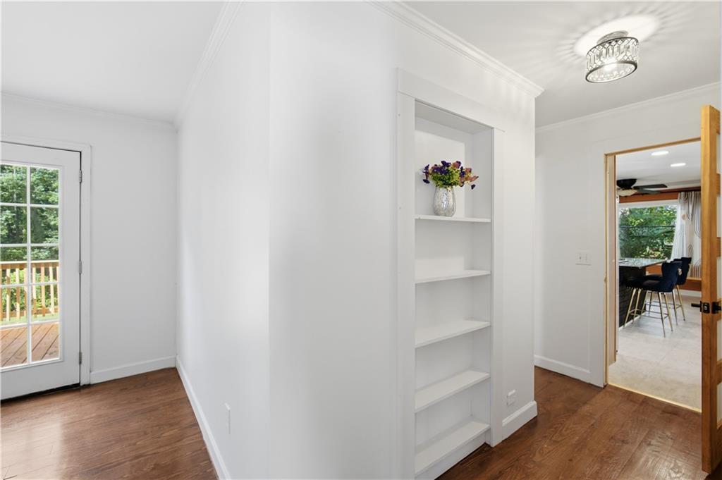 305 Saint Patrick Drive Sw Property Photo 16