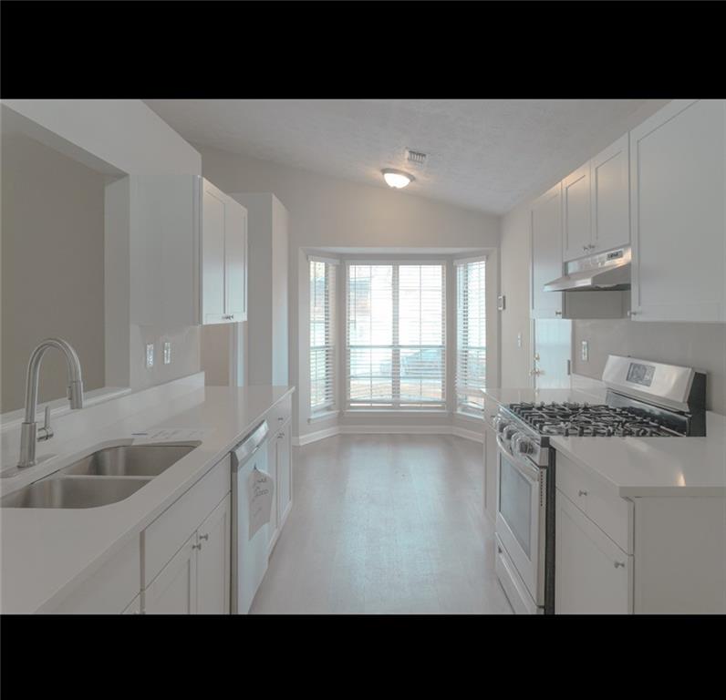 1350 Birdsong Lane Property Photo 2