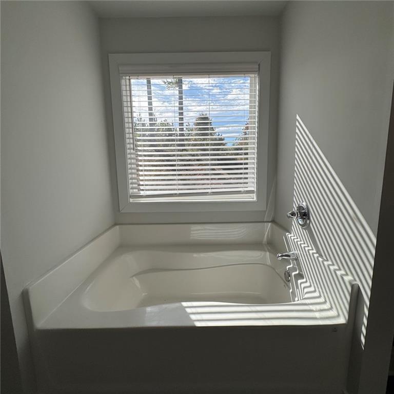 52 Suwannee Way Property Photo 10