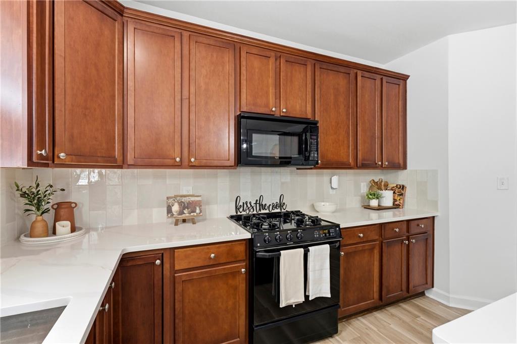 2753 Blue Moon Drive Property Photo 14