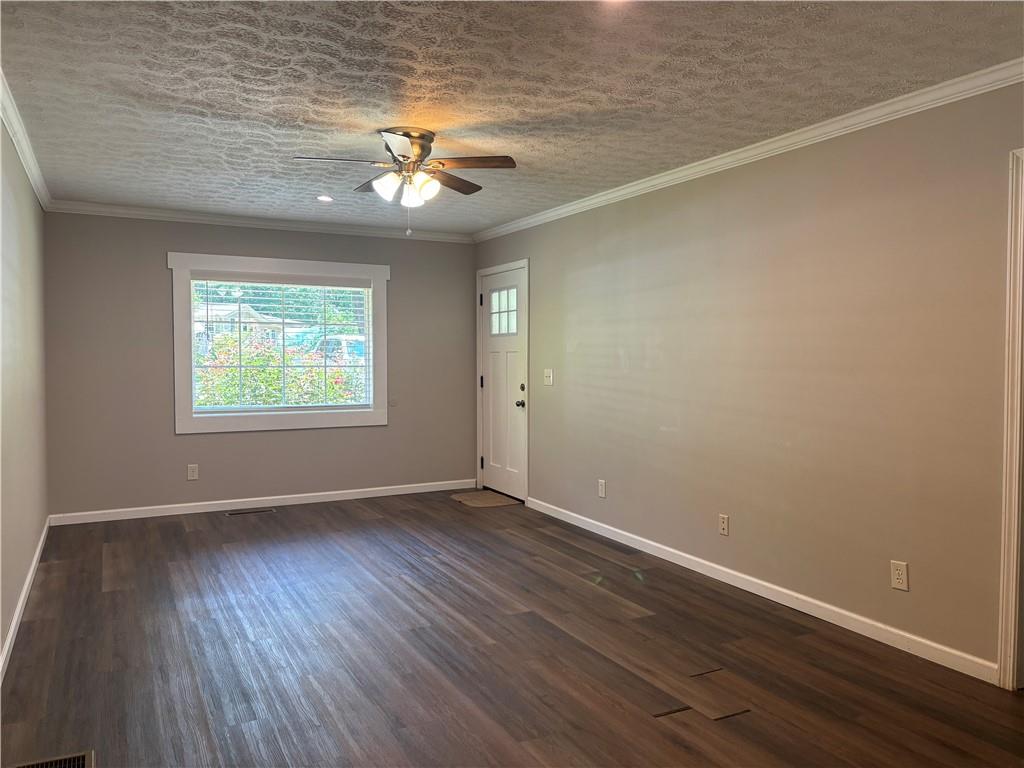 152 Fields Landing Drive Property Photo 5