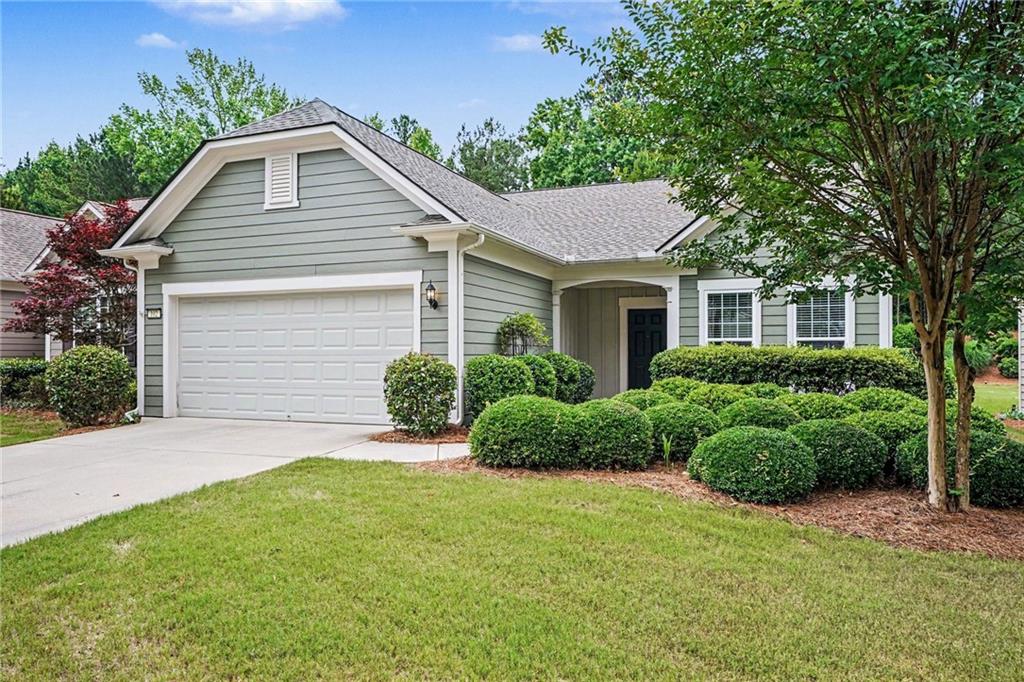 102 Crape Myrtle Drive Property Photo 3