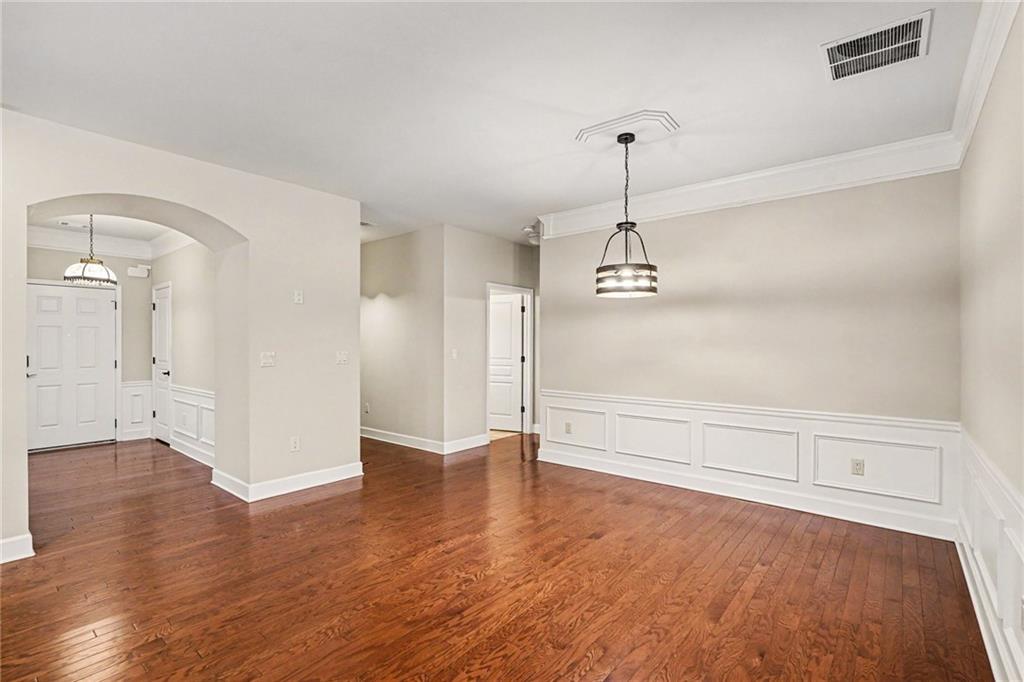 102 Crape Myrtle Drive Property Photo 8