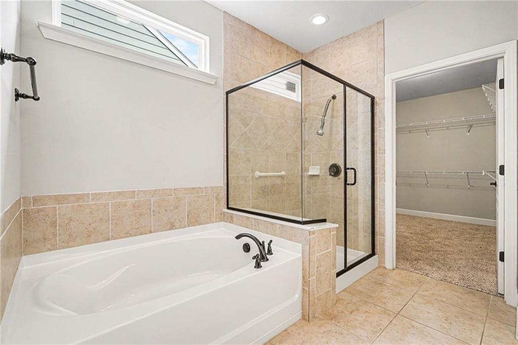 102 Crape Myrtle Drive Property Photo 27