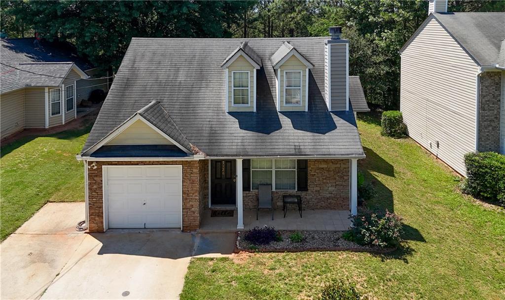 7126 Ravenwood Lane