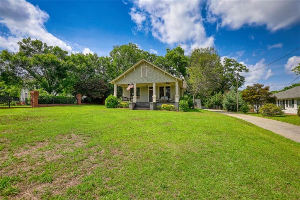 5143 Floyd Street Property Photo 6