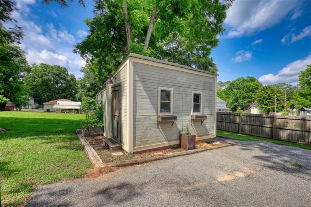5143 Floyd Street Property Photo 58