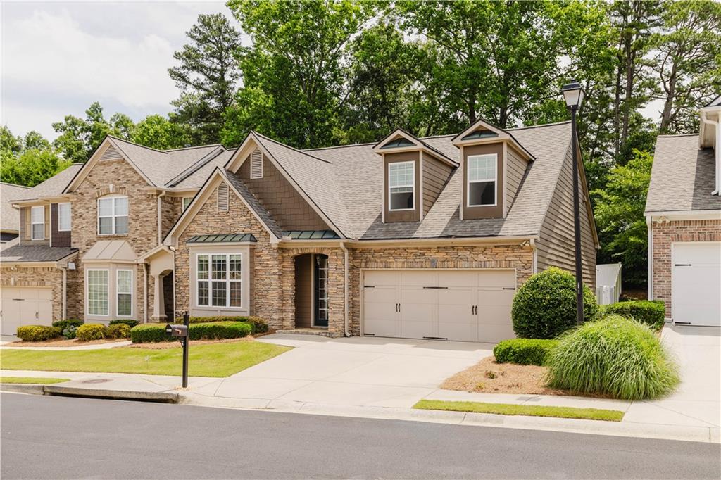 2692 Sardis Chase Court Property Photo 1