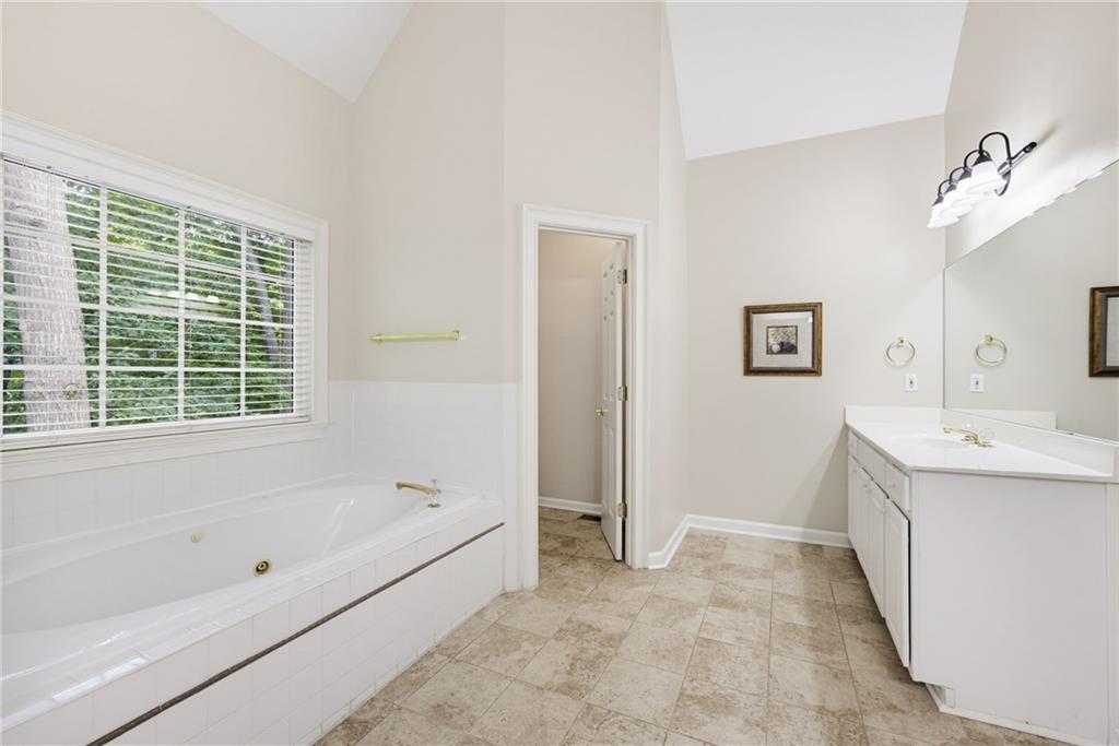 3976 Palisades Main Nw Property Photo 23