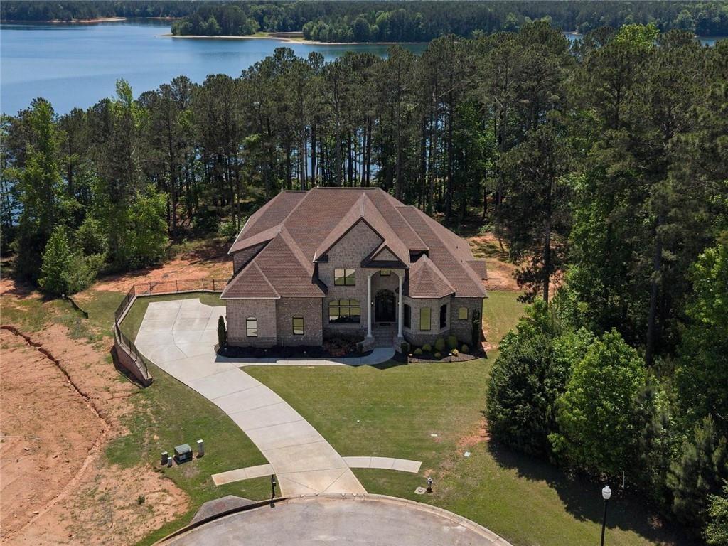 1804 Lake Pointe Circle
