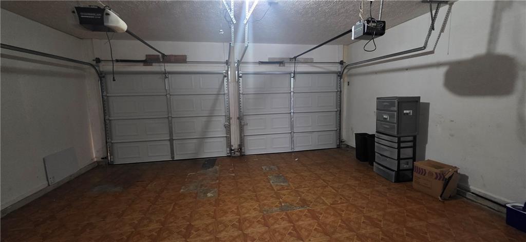 318 Brookstone Drive Property Photo 4