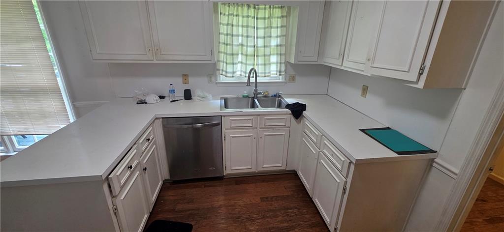 318 Brookstone Drive Property Photo 12