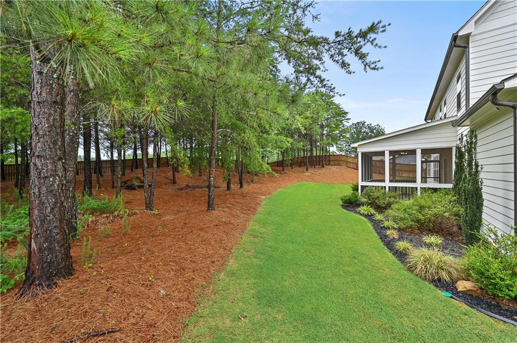 450 Parkbrook Way Property Photo 4