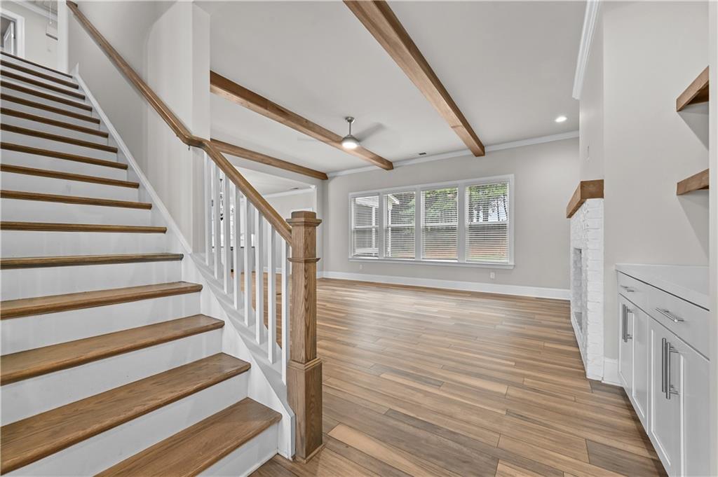 450 Parkbrook Way Property Photo 14