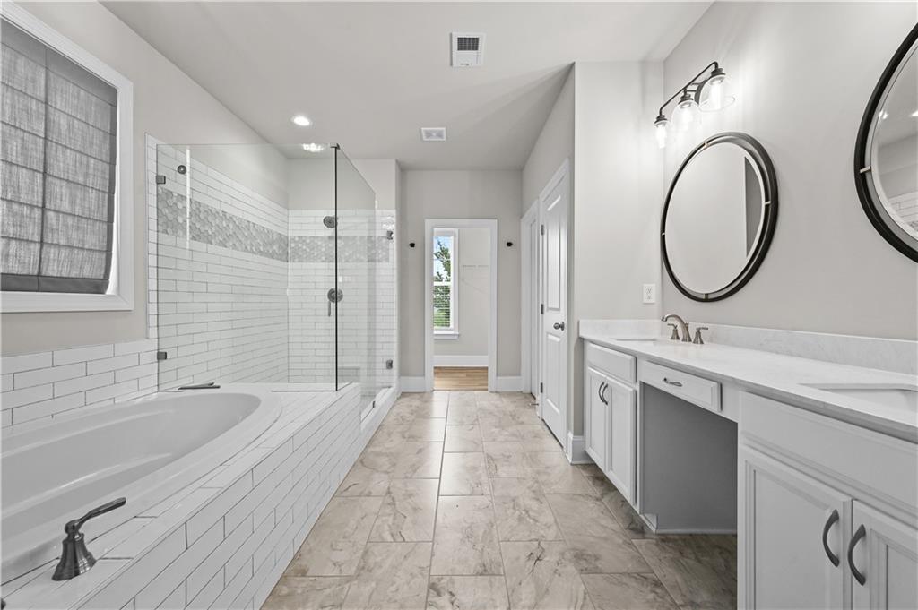450 Parkbrook Way Property Photo 29
