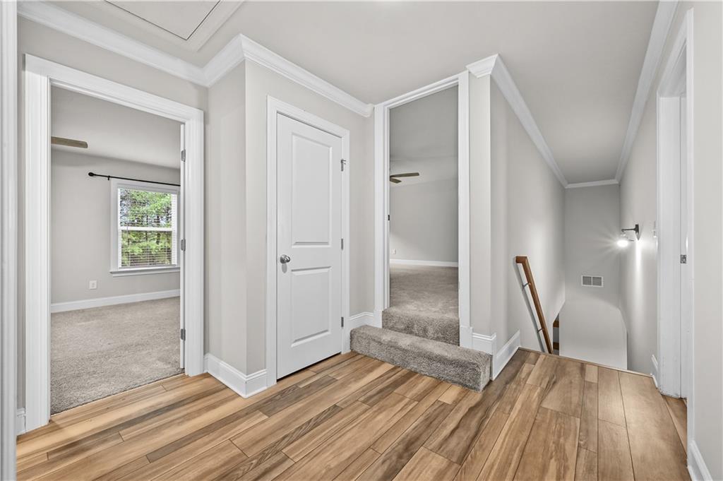 450 Parkbrook Way Property Photo 32