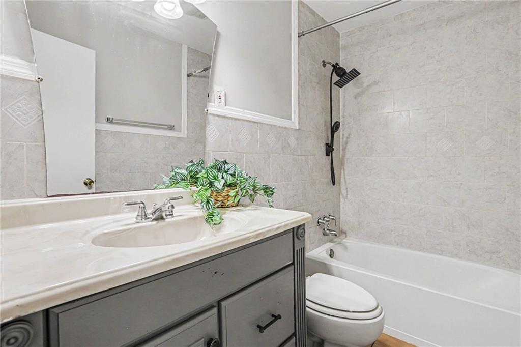 1638 Brantford Drive Property Photo 17
