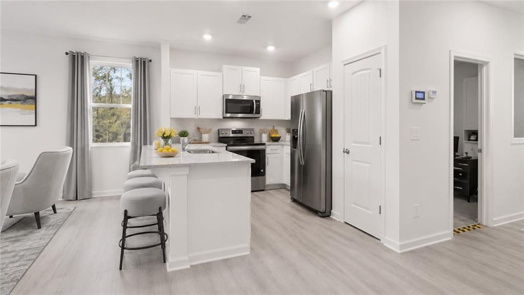 2017 Roseleigh Drive Property Photo 4