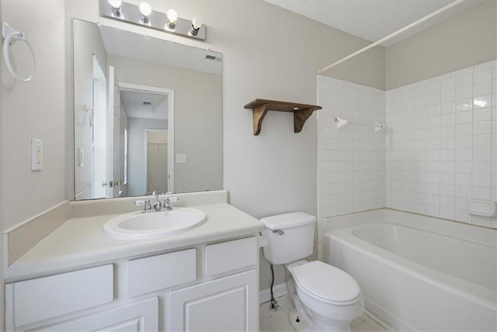 26 Hampton Drive Property Photo 18