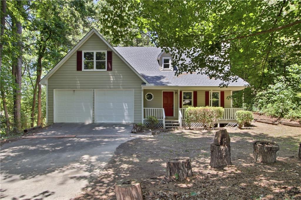 104 West Lane SE